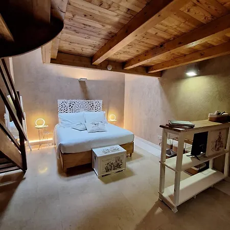 Vallarom Alloggio per agriturismo *