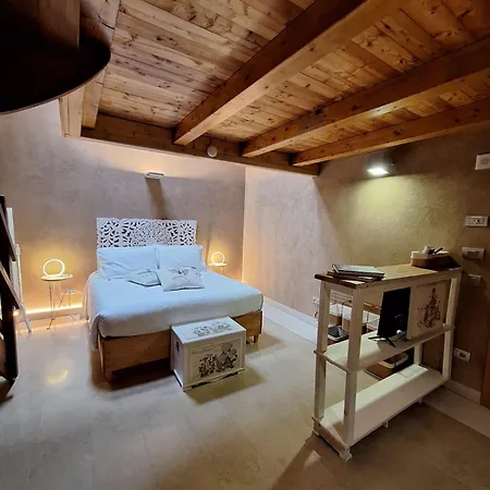 Vallarom Alloggio per agriturismo Avio